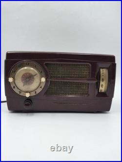 Vintage 1950s Westinghouse H-355T5 Tube Radio Telechron Alarm Clock Maroon. Read