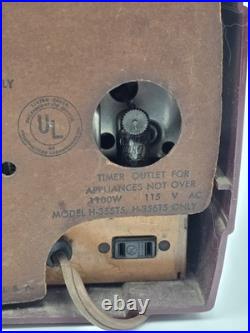 Vintage 1950s Westinghouse H-355T5 Tube Radio Telechron Alarm Clock Maroon. Read Vintage 1950s Westinghouse H-355T5 Tube Radio Telechron Alarm Clock Maroon. Read
