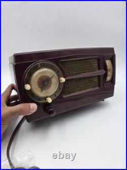 Vintage 1950s Westinghouse H-355T5 Tube Radio Telechron Alarm Clock Maroon. Read Vintage 1950s Westinghouse H-355T5 Tube Radio Telechron Alarm Clock Maroon. Read