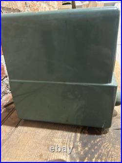 Vintage 1950s Zenith AM/FM Tube Radio Model K725 Bakelite French Green WORKS