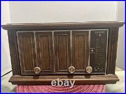 Vintage 1950s Zenith Desktop Cabinet Radio Model Working Great