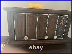 Vintage 1950s Zenith Desktop Cabinet Radio Model Working Great