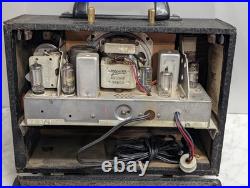 Vintage 1950s Zenith G503-Y Flip Front Tube Radio