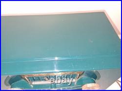 Vintage 1951 1952 Crosley 11-109U Decorator Tube AM Radio Hunter Green Working