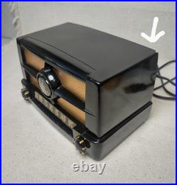 Vintage 1951 Emerson 587 Bakelite Table Tube Radio Mid-Century MCM Black Gold Vintage 1951 Emerson 587 Bakelite Table Tube Radio Mid-Century MCM Black Gold