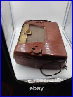 Vintage 1951 Motorola Tube Radio 61L2 Burgundy Not Working Vintage 1951 Motorola Tube Radio 61L2 Burgundy Not Working