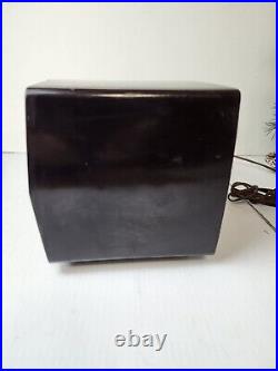 Vintage 1951 Zenith AM/FM Radio Tube Radio Model H72322 Bakelite Case