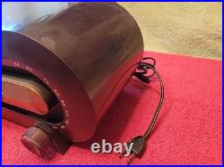 Vintage 1951 Zenith H511 Racetrack Bakelite Tube Radio Powers On