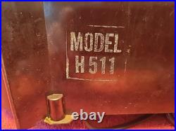 Vintage 1951 Zenith H511 Racetrack Bakelite Tube Radio Powers On