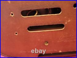 Vintage 1951 Zenith H511 Racetrack Bakelite Tube Radio Powers On