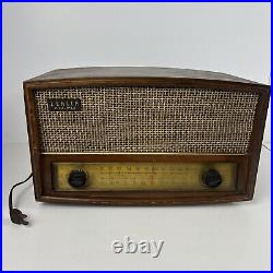 Vintage 1951 Zenith Table Top Long Distance Radio G730W Works