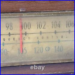 Vintage 1951 Zenith Table Top Long Distance Radio G730W Works