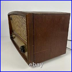 Vintage 1951 Zenith Table Top Long Distance Radio G730W Works