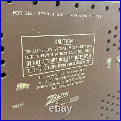 Vintage 1951 Zenith Table Top Long Distance Radio G730W Works
