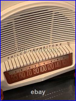 Vintage 1952 Philco Transitone Tube Radio. Model 52-542. Excellent Working Cond