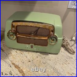 Vintage 1953 Crosley E-15CE Green Tube Radio Style Powers On Static AS-IS Vintage 1953 Crosley E-15CE Green Tube Radio Style Powers On Static AS-IS
