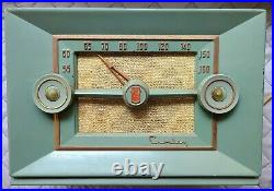 Vintage 1953 Crosley Tube Table Radio Bakelite Green E-20 GN retro mid century