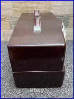 Vintage 1953 Zenith Bakelite Tube Radio Model K526 S-19493 Works! See Video