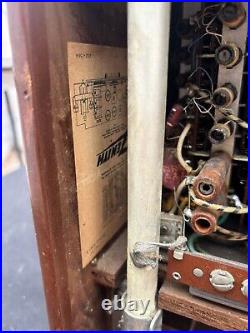 Vintage 1955 Zenith Trans Oceanic Wave Magnet Portable Tube Radio Works Video