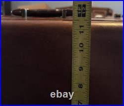Vintage 1955 Zenith Trans Oceanic Wave Magnet Portable Tube Radio Works Video