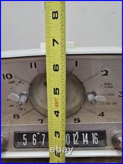 Vintage 1957 GE Clock Radio Model 912D Tube AM White Mid Century Modern WORKING