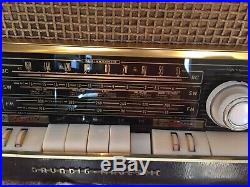 Vintage 1957 Grundig Tube Radio Model 2068 Perfect Working/ Beautiful Sounding