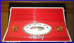 Vintage 1957 Mid Century Modern Retro Jetsons RCA Victor Tube Radio Red & white