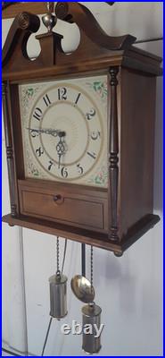 Vintage 1958 Guild Old Timer AM/FM 7-Tube Radio & Wall Clock model 6610 WORKING