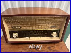 Vintage 1959 Goldy 250 Schaub-Lorenz Olympic Multi-Band Tube Radio Vintage 1959 Goldy 250 Schaub-Lorenz Olympic Multi-Band Tube Radio