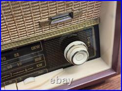 Vintage 1959 Goldy 250 Schaub-Lorenz Olympic Multi-Band Tube Radio Vintage 1959 Goldy 250 Schaub-Lorenz Olympic Multi-Band Tube Radio
