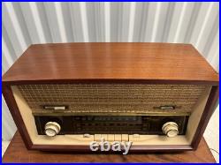 Vintage 1959 Goldy 250 Schaub-Lorenz Olympic Multi-Band Tube Radio Vintage 1959 Goldy 250 Schaub-Lorenz Olympic Multi-Band Tube Radio