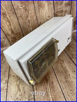 Vintage 1959 RCA Victor Tube Radio Model C2E with alarm clock MCM