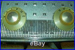 Vintage 1960 Bulova Clock Radio Model 190-Black & Silver Model-Uses Tubes, Works