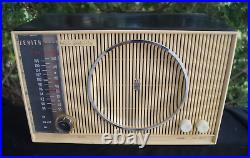 Vintage 1960 Zenith Model H 845 AM FM Tube Radio Works SOUNDS GREAT