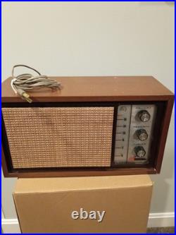 Vintage 1960s Heathkit GR-21 Muliplex FM Stereo Tube Radio System Turns On
