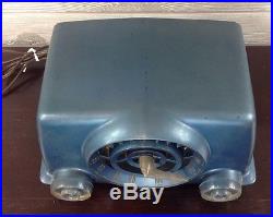 Vintage 1st Edition Crosley D-10BE Bullseye Tube Radio In Blue