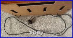 Vintage 20th Century Tabletop Tube Radio Works