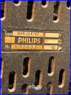 Vintage 50's Philips B2X 78U Bakelite AM-FM Tube Radio Works
