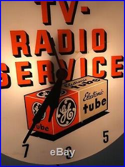 Vintage 50s GE TV Tubes Radio Service Lighted Clock 16 Dualite Works