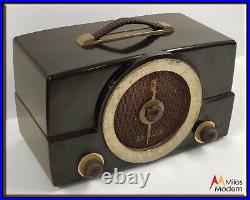 Vintage 50s Mid Century Zenith H725 Bakelite Tube Radio