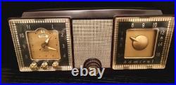 Vintage 50s Radio Gold Admiral Bakelite Vaccumm Tube AM Radio 1953 Model 5F31N