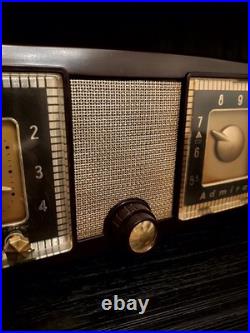 Vintage 50s Radio Gold Admiral Bakelite Vaccumm Tube AM Radio 1953 Model 5F31N