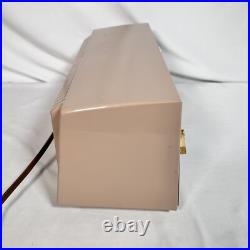 Vintage 50s Westinghouse Mocha White Tube Clock Radio H-640T5 Retro Mid Century Vintage 50s Westinghouse Mocha White Tube Clock Radio H-640T5 Retro Mid Century