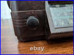 Vintage ART DECO 1938 RCA VICTOR 5Q55 Table Top Bakelite Tube Radio READ
