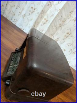 Vintage ART DECO 1938 RCA VICTOR 5Q55 Table Top Bakelite Tube Radio READ