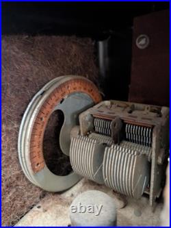 Vintage ART DECO 1938 RCA VICTOR 5Q55 Table Top Bakelite Tube Radio READ
