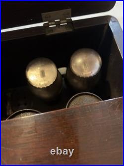 Vintage ATWATER KENT 33 With Tubes Parts repair Restoration Free Shipping