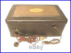 Vintage ATWATER KENT #40 BREADBOX WORKS GREAT / lots of stations / GOOD SOUND