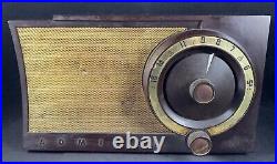 Vintage Admiral 5T32 Portable Bakelite Table Tube Radio Made in USA