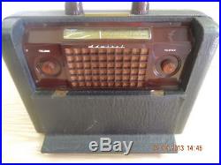 Vintage Admiral Portable Tube Radio Model 7p33